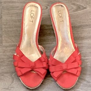 Ann Taylor Loft Coral Espadrille Wedges NWOT